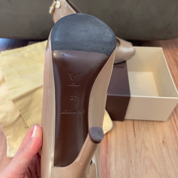 Louis Vuitton Heels - Picture 11 of 15